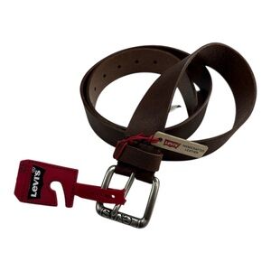 NWT Levi's Men's Sz 38-40 1.5" Textured Leather Belt Dark Brown "Levi's" Buckle
